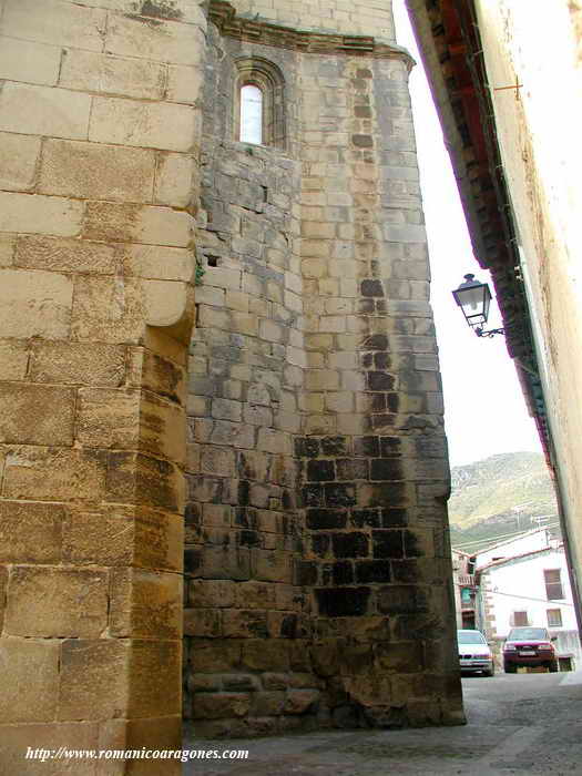VISTA DEL BSIDE, DESDE EL SUR, ASOMANDO ENTRE CONSTRUCCIONES POSTERIORES
